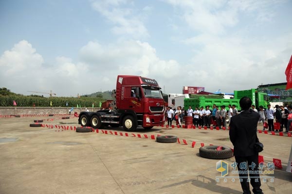 試駕新款格奧雷LNG牽引車