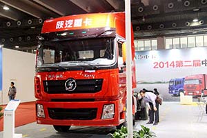 陜汽康明斯 X3000 420馬力 6X4 牽引車