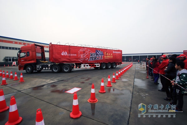 東風(fēng)商用車(chē)：“出彩天龍哥 中國(guó)好司機(jī)” 山東再掀高潮！