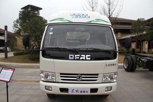 東風多利卡 朝柴102馬力 4X2 國五 載貨車