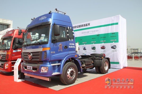 歐曼ETX5系標(biāo)準(zhǔn)型4X2牽引車