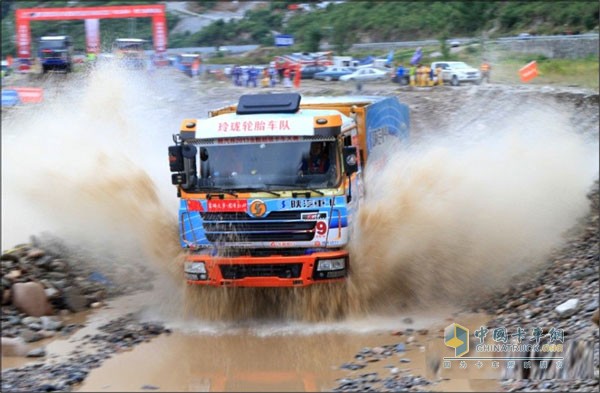 全國超級卡車越野大賽賽車