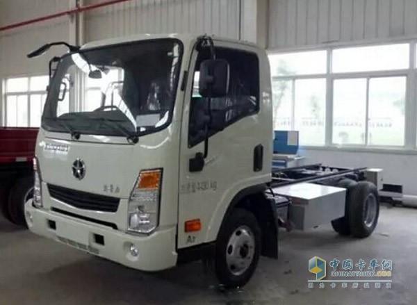 大運(yùn)首款純電動(dòng)4×2載貨汽車研發(fā)成功