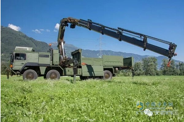 奧地利軍車諜照安普重型救援車顯風采