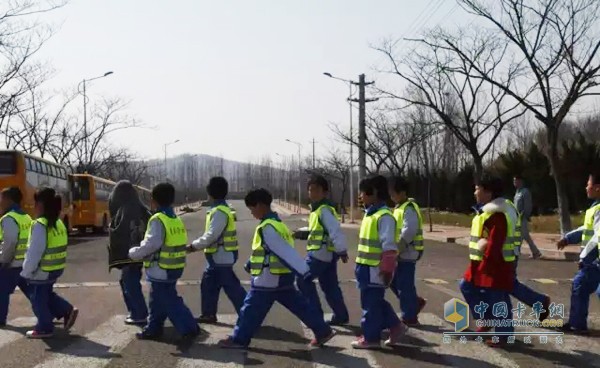 奧馳汽車