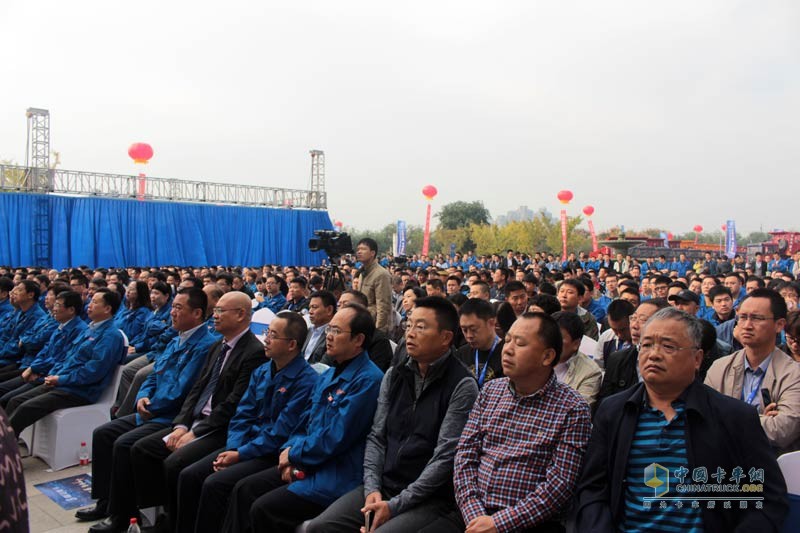 至臻品質(zhì) 自卸王者 陜汽德龍X3000全系自卸車西安上市