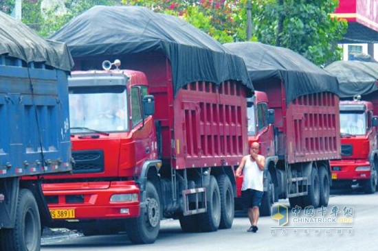 貨車超限整治力度加大 重卡新增需求有望釋放