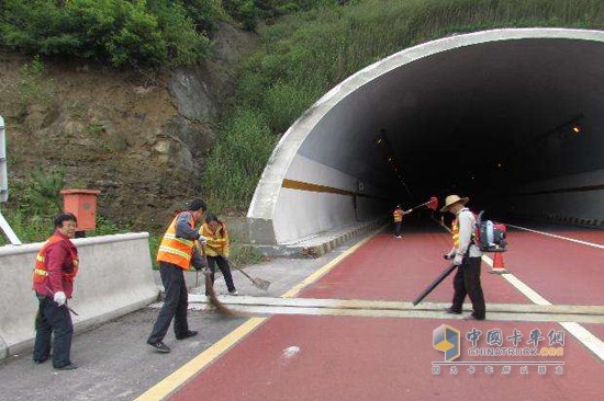 《陜西省公路隧道安全保護(hù)辦法》4月1日起施行