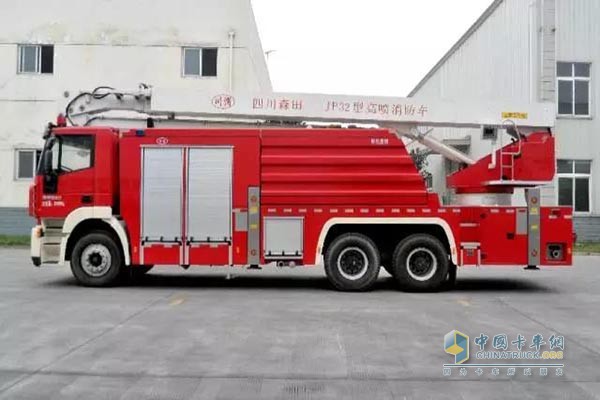 杰獅32米高噴消防車