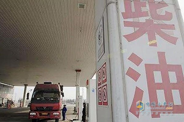 建議車主盡量別加“小油”，減少顆粒雜質