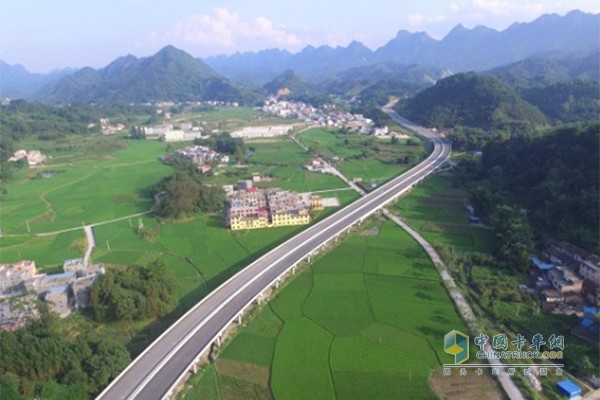 河池至百色高速公路