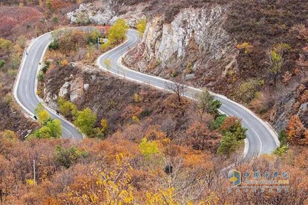 山路駕駛技巧多