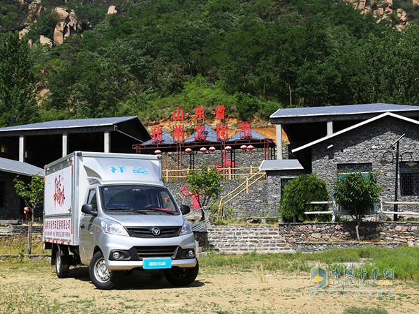 福田祥菱作為《家鄉(xiāng)菜 中國味》后勤保障用車