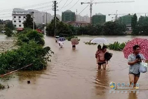 連日強降雨突襲湖南衡陽造成大面積積水