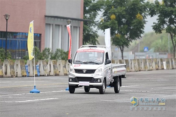 時代領(lǐng)航中國商用車年度車型測試