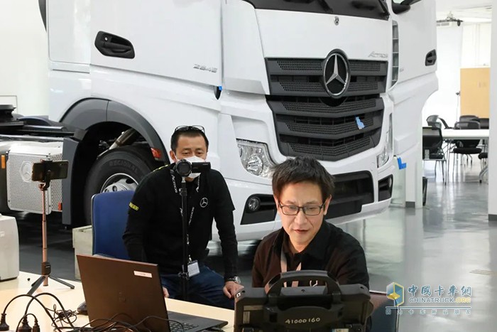 奔馳卡車培訓中心的老師們制作了70多個媒體課件和教學視頻