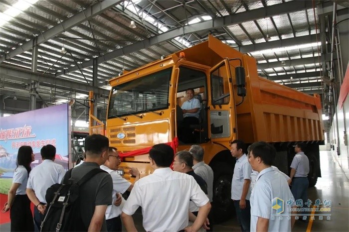 試駕開沃商用車