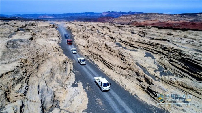 飛碟卡車  輕卡