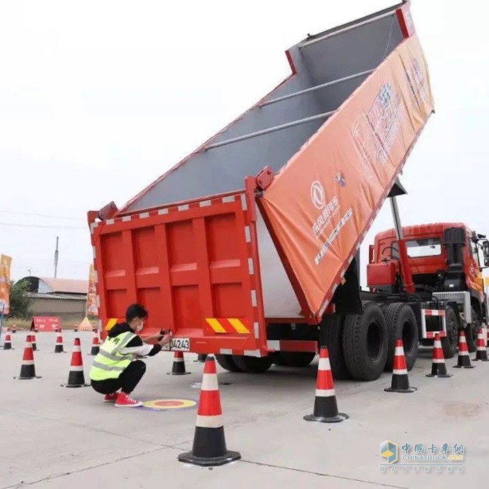 東風(fēng)商用車,天龍哥大賽,牽引車