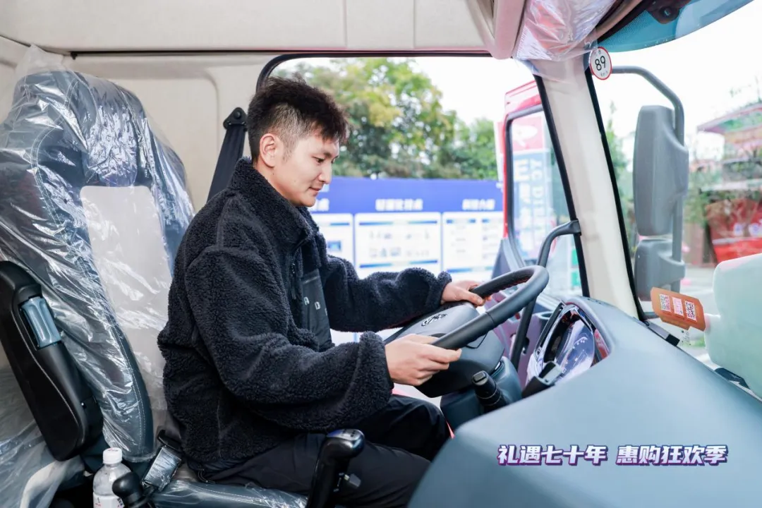 簽約、訂購雙豐收，乘龍H5 4x2極限自卸車貴陽上市即熱銷