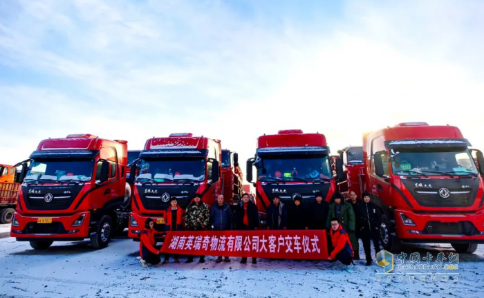 108輛燃氣子母車交付 東風商用車領(lǐng)跑疆煤外運大市場