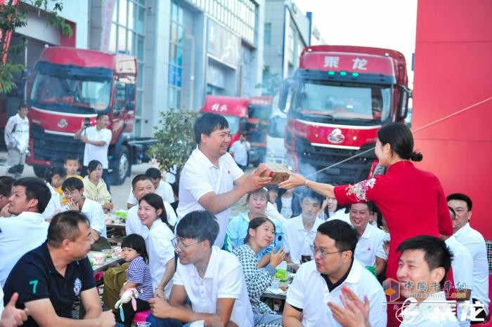 激情狂歡 燃動(dòng)昆明，乘龍家宴掀起創(chuàng)富浪潮