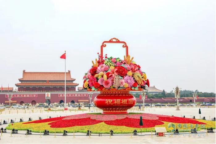 品質(zhì)江鈴，筑夢高空，共繪國慶盛景！