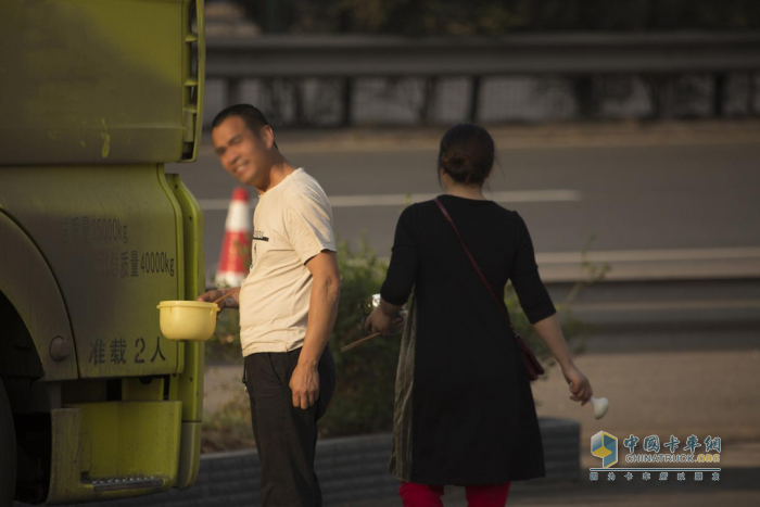 走在公益最前線！“解放愛領(lǐng)航·關(guān)愛貨車司機(jī)項目”9月啟航