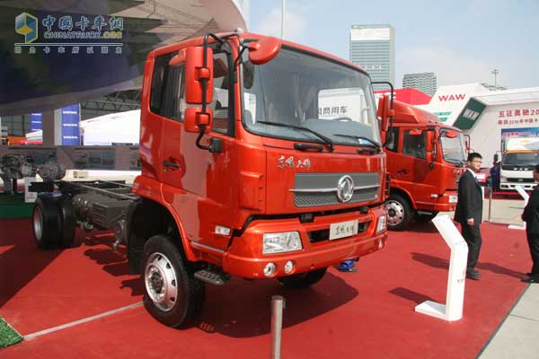 [上海車展]東風天龍新長頭車驚艷上海車展