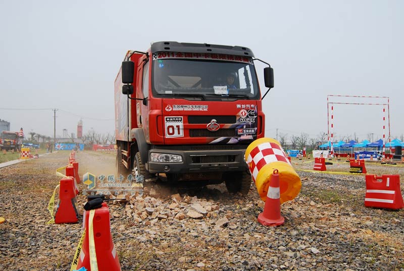 東風(fēng)柳汽乘龍汽車杯首屆全國中卡極限挑戰(zhàn)賽--蘇州站