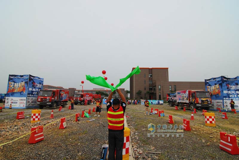 東風(fēng)柳汽乘龍汽車杯首屆全國中卡極限挑戰(zhàn)賽--蘇州站