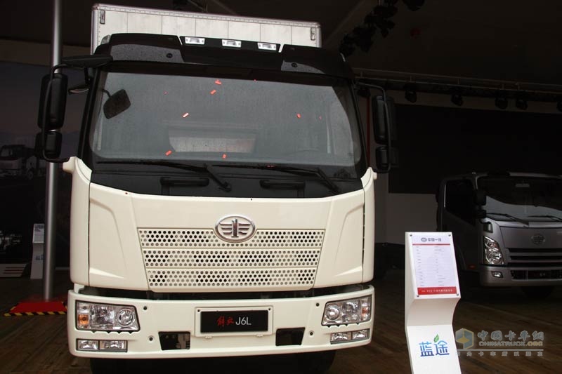 解放J6L北京車(chē)展新車(chē)發(fā)布