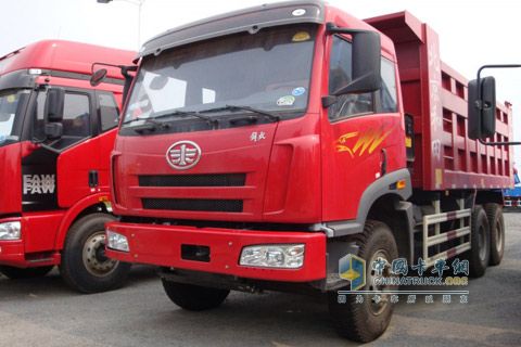 一汽解放 奧威(J5P)重卡 320馬力 6×4 自卸車(chē) CA3252P2K2L1T1E