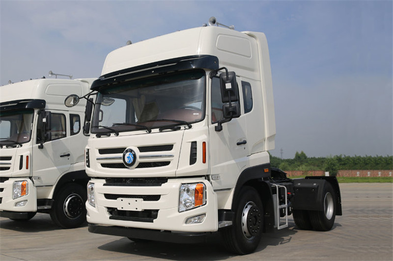 重汽王牌 W5G-H重卡 340馬力 6X4 國(guó)五牽引車(chē)(457后橋)(CDW4250A1T5)