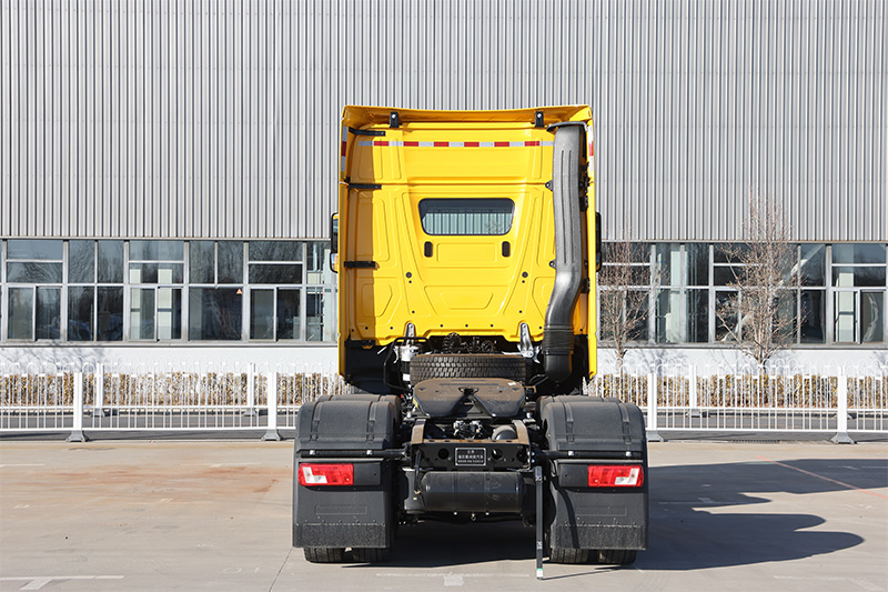 梅賽德斯-奔馳 Actros C 520馬力 6×4 國六 危化品運輸牽引車